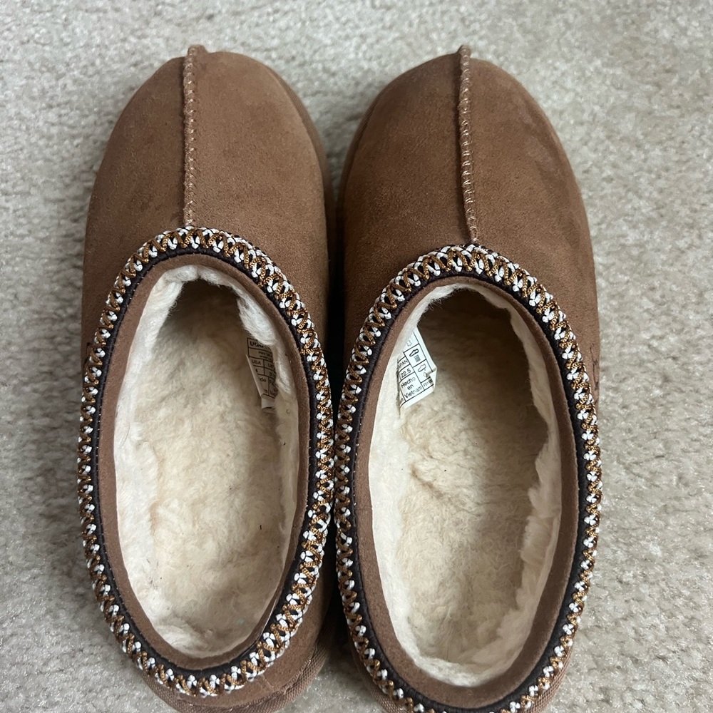 Girls Brown UGGS-Tasman
